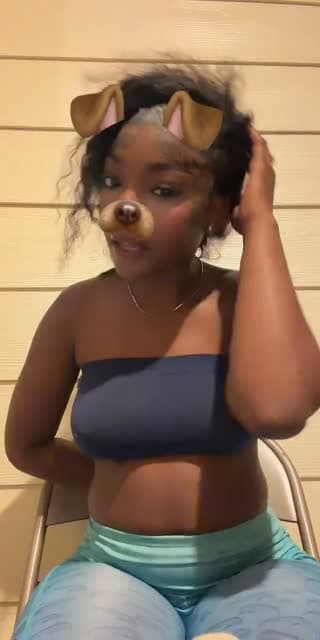 @kn785411 TikTok live