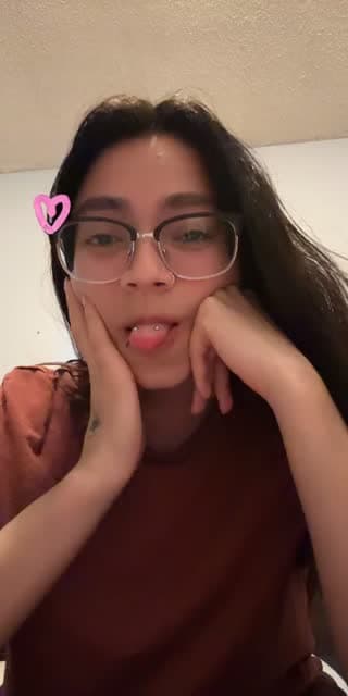 TikTok live: Holiiis 🫶🏻 by @xjeeanx