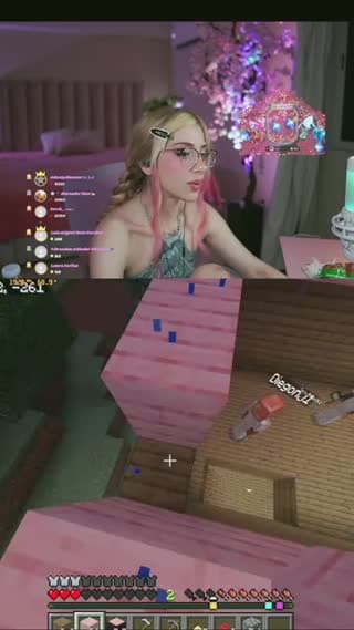 TikTok live: ✨👾 HOLA!  👾✨ by @kassandraalvarez1