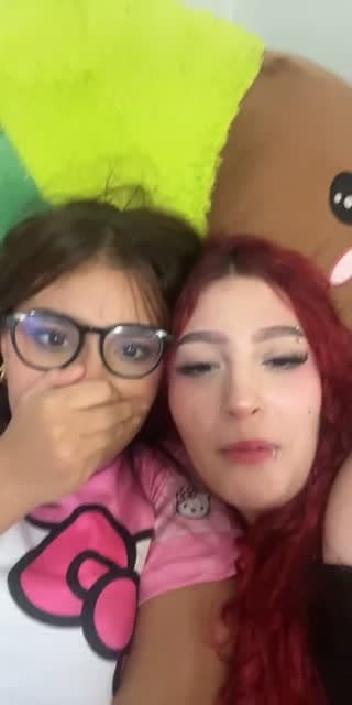 TikTok live: Tarde como siempre by @lucixziz