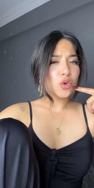 @alyena080 TikTok live