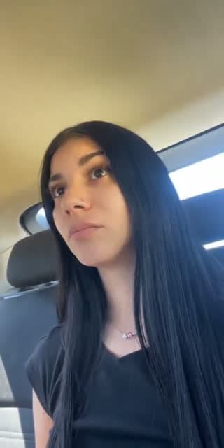 @bignia.2 TikTok live stream