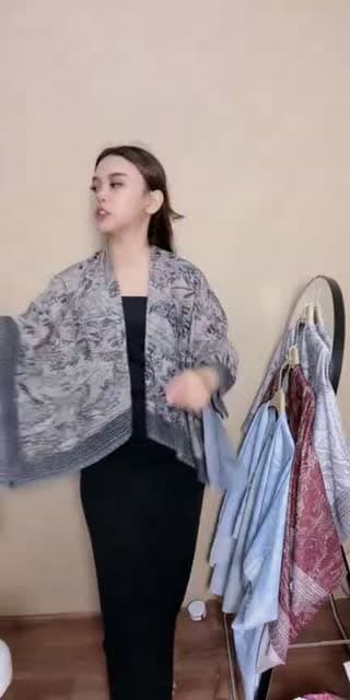 @risa_dsnta TikTok live