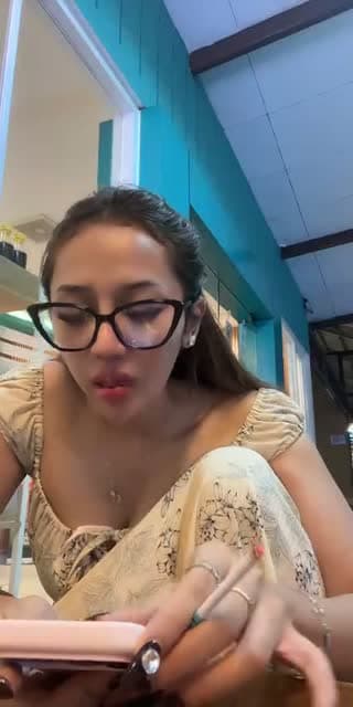 @queencivi17 TikTok live