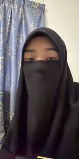 tanya jelh teman briskwalk kawan - @aisyah_hasuna