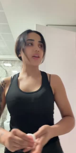 @melekazad TikTok live