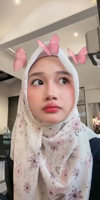 Makup - @ponakanmu._