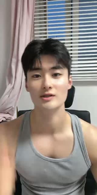 @gookmin1122 TikTok live stream
