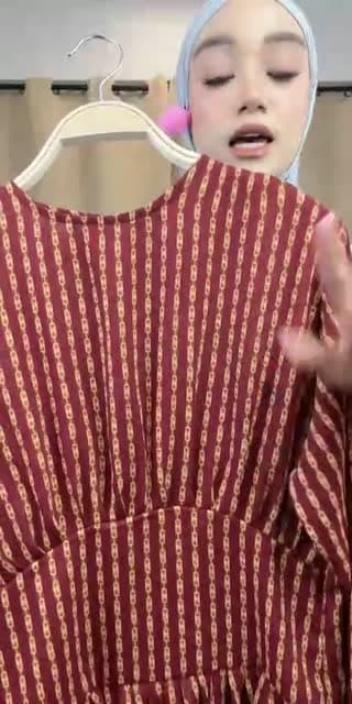 FINALE : BEST SELLING CUTE TOP!