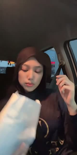 @bungaake TikTok live stream