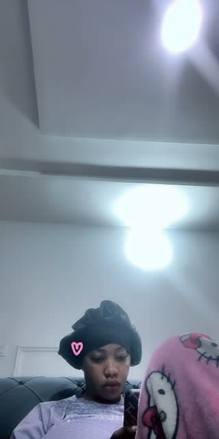 @juicyqueen1b TikTok live