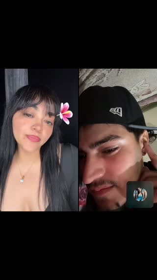 @arelyy2000 TikTok live stream