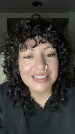 @amandahotchocolate TikTok live stream