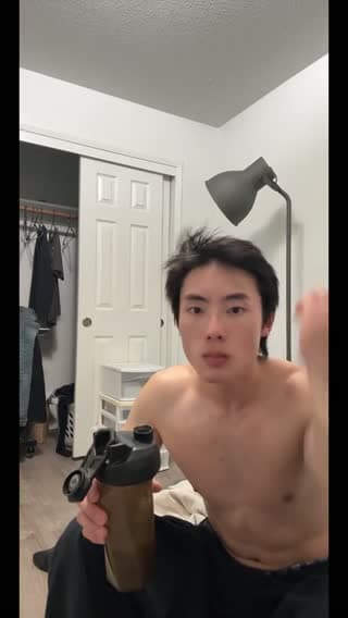 @croakzx TikTok live stream