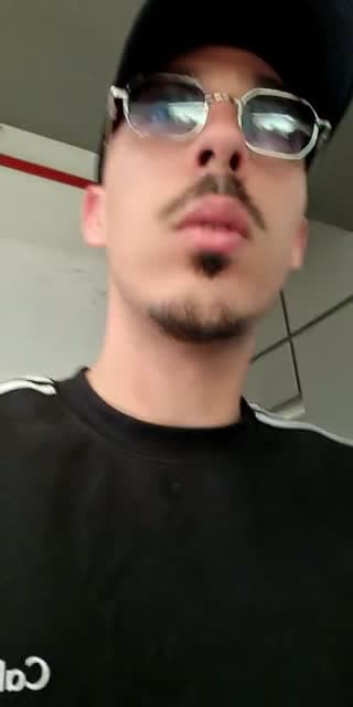 זורו ממחזר בקבוקים 🍼🍼🍼 - @danilevizoro