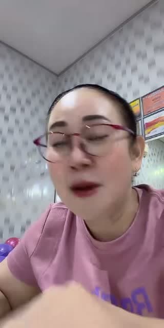 @hj.syarifahnuril TikTok live stream