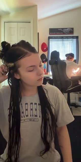 @tylasierralynn TikTok live stream