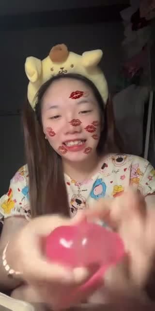 @iamlynyiiii TikTok live stream