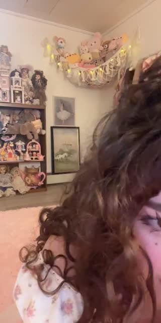 @lilfawnangel TikTok live from 2026-06-21