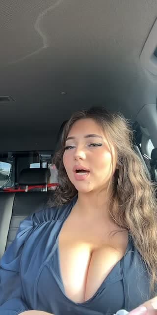 @melissa7xx TikTok live
