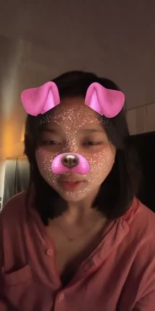 @emyliannn TikTok live stream