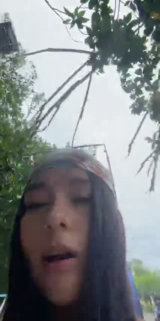@soffiper TikTok live stream