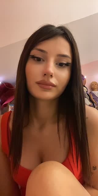 @deniissaayy TikTok live