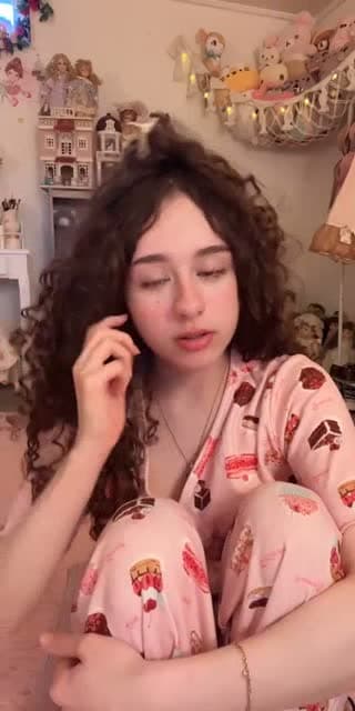 @lilfawnangel TikTok live from 2026-06-21