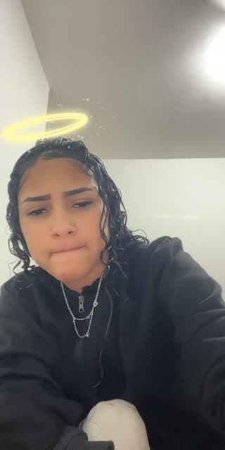 @ofclsoaress TikTok live