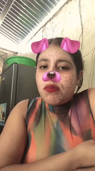 TikTok live: Hola cm están by @r246088