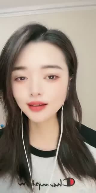 她直播间人气很高…… - @xujinhuan1991