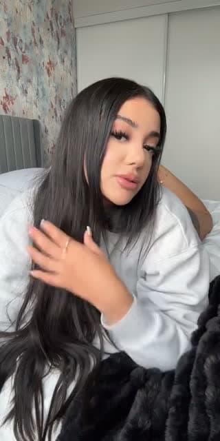 TikTok live: Who’s in NYC by @heyitsmimix