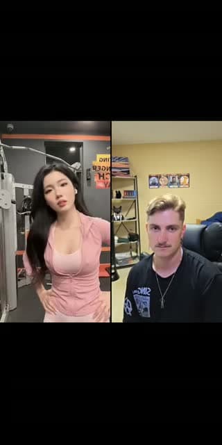 TikTok live: Leg day Sunday by @sylviaxoxo__
