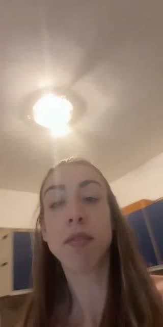 @lananacanaria TikTok live