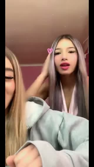 @labarbie.lives2 TikTok live stream