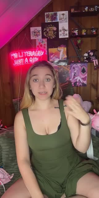TikTok live: Ovulation Blossom by @meadowlittlelove