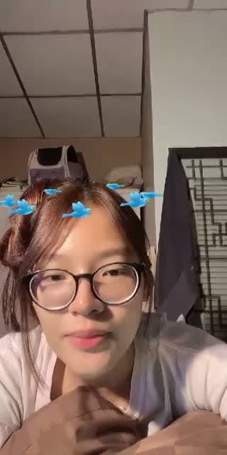 แว่นที่พึ่งตื่น ไลฟ์ยาว