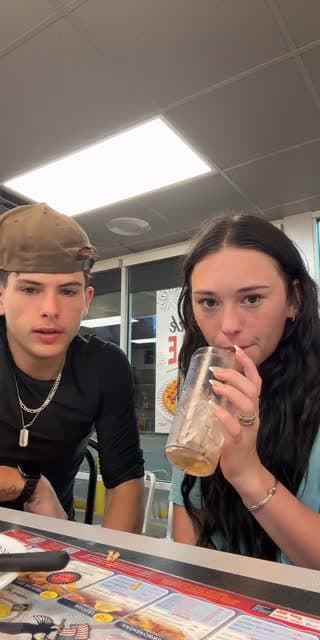 @idkcatymoore TikTok live stream