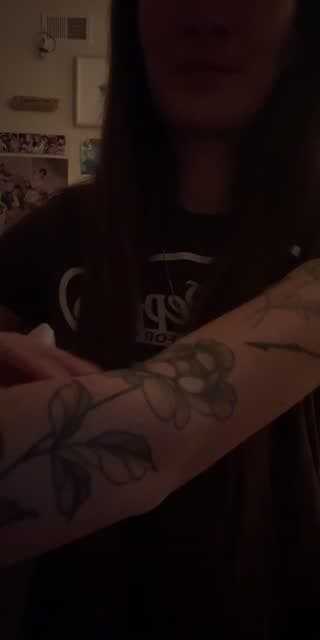 TikTok live: lofi asmr by @loveheartsasmr