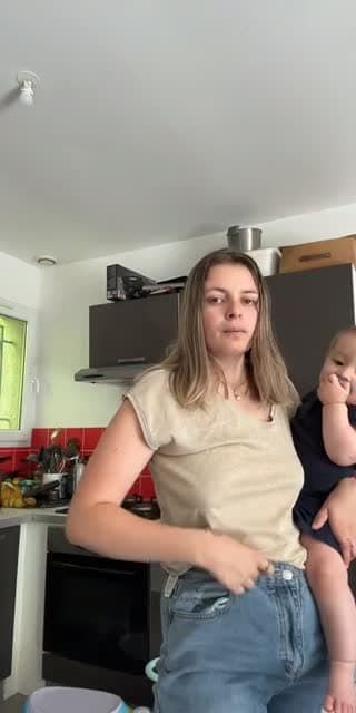 @vivalya_ TikTok live stream