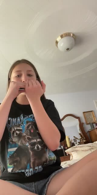 TikTok live: Playing with my slime! 🐌 by @.dreamy.bead.deli