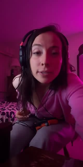TikTok live: Come chat with me today ❤️😘 by @sarahrupard20
