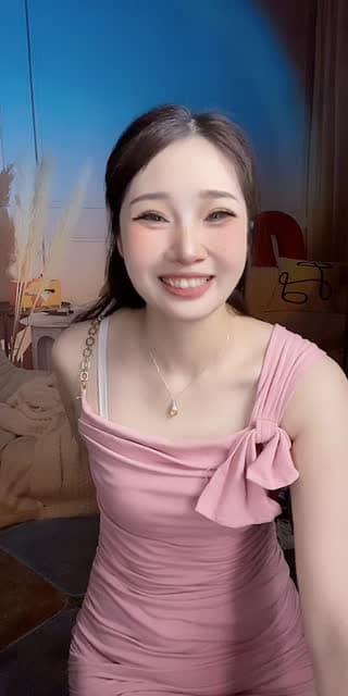 @f4lfdd1zo5 TikTok live from 2026-05-10