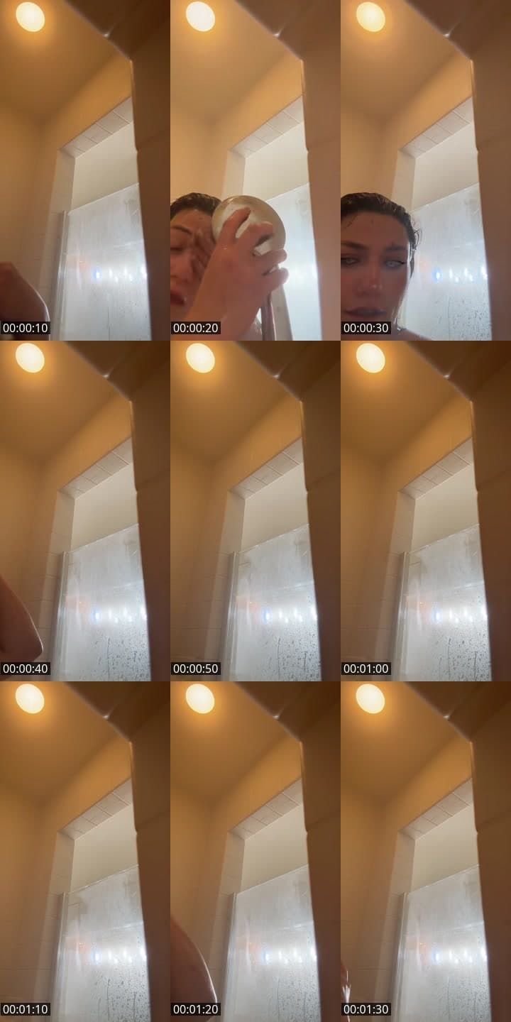 Ever so quaintly mobbing 🤙🏽