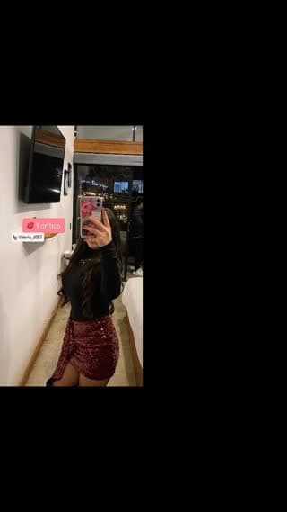 TikTok live: Holiii 💕 by @vale_duarte12