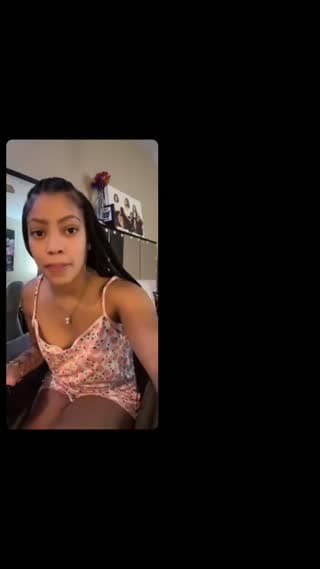 TikTok live: talk to me by @janylagreenleaaa