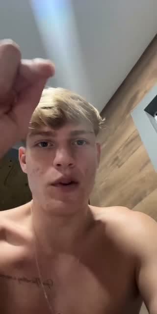 TikTok live: Irl by @mattegabriel