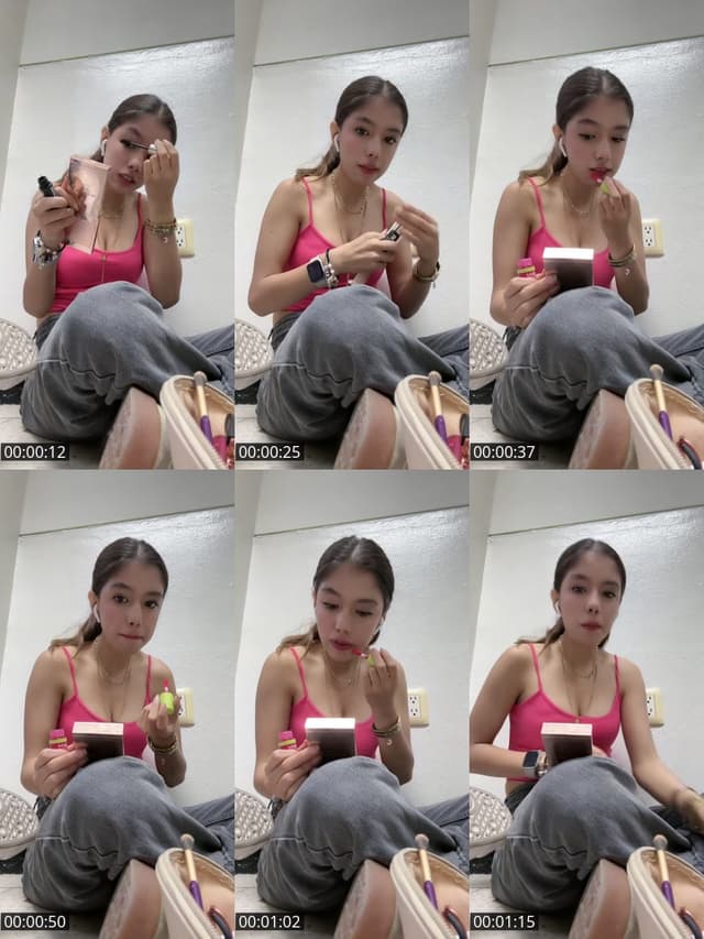 TikTok live: nsss by @zoe_dg
