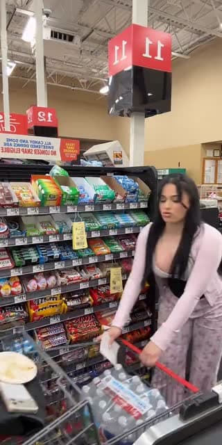 @juicygabbss TikTok live from 2026-04-29