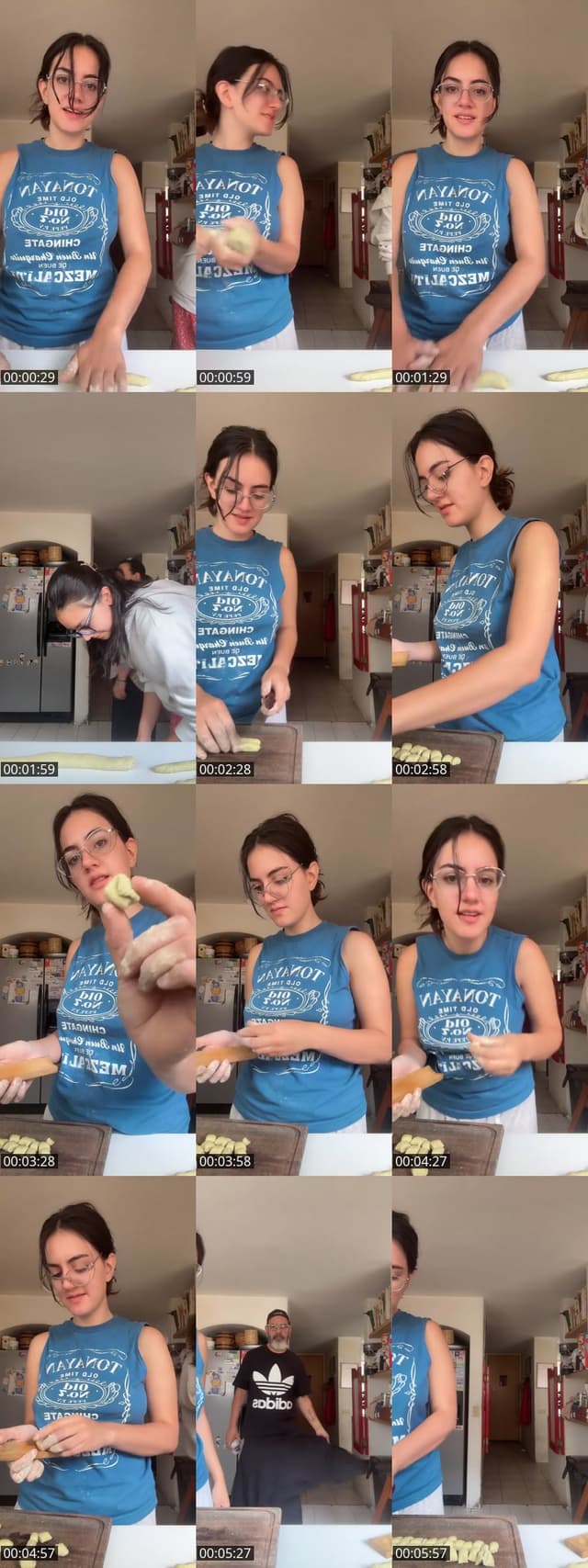 TikTok live: Haciendo tarea ☺️🔫 by @maitenaaac